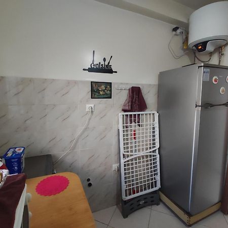 Beautiful Ground-Floor Apartment With Portable Air Conditioning, Parking, And Free Wi-Fi Casablanca Eksteriør bilde